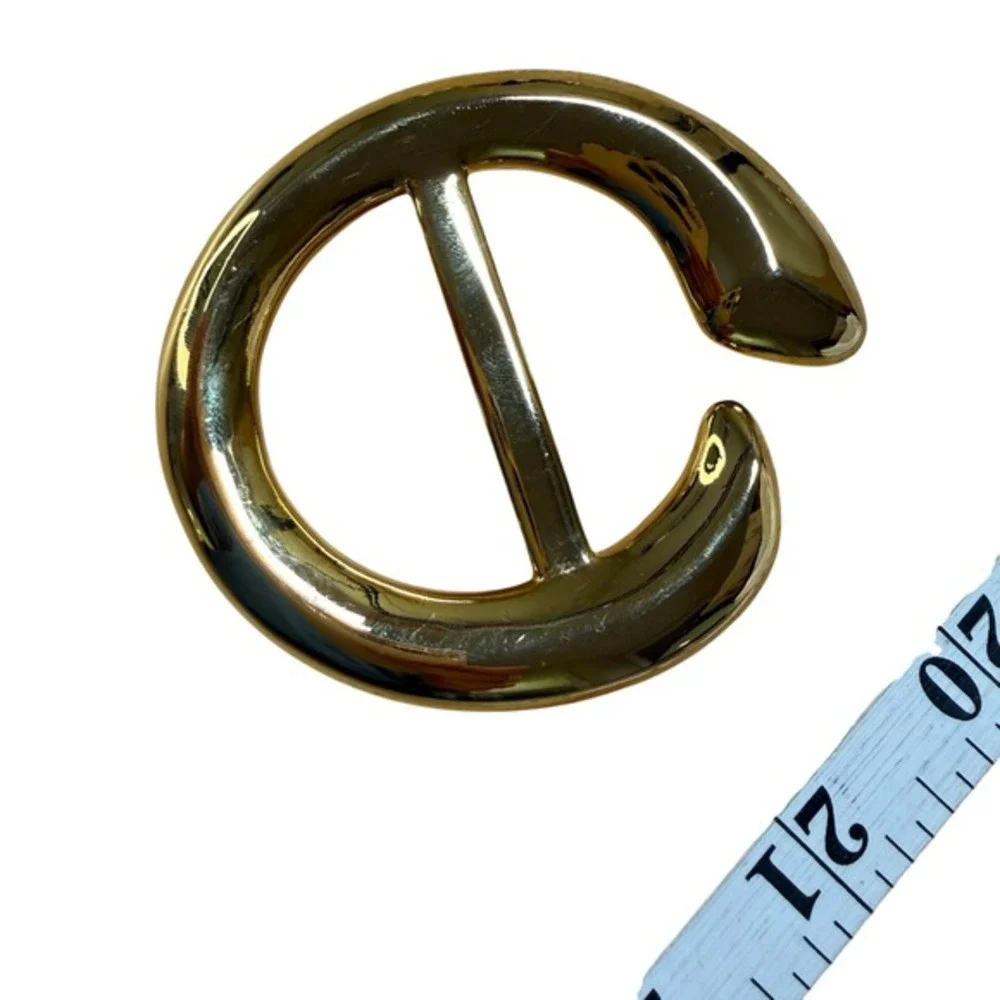 St John Scarf Clip‎ Brooch Gold Tone Classic Elegant Designer Accessory